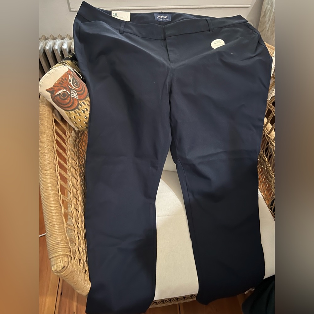 NWT Women’s Old Navy Navy Blue Pixie Pants